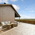 Uniquely Located Wooden By The Sea - Sj1