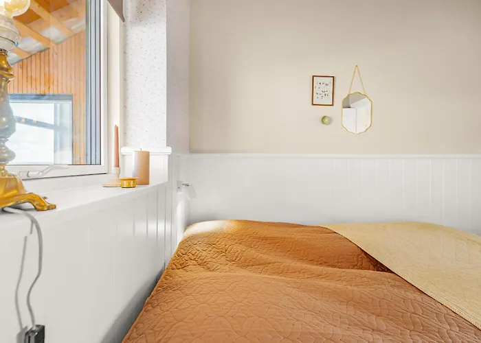 Uniquely Located Wooden By The Sea - Sj1 Vakantiehuis